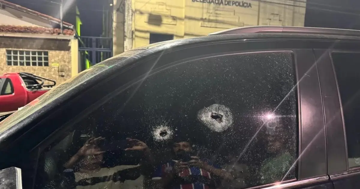 Carro de pré-candidato a prefeito de Esplanada é alvejado por tiros