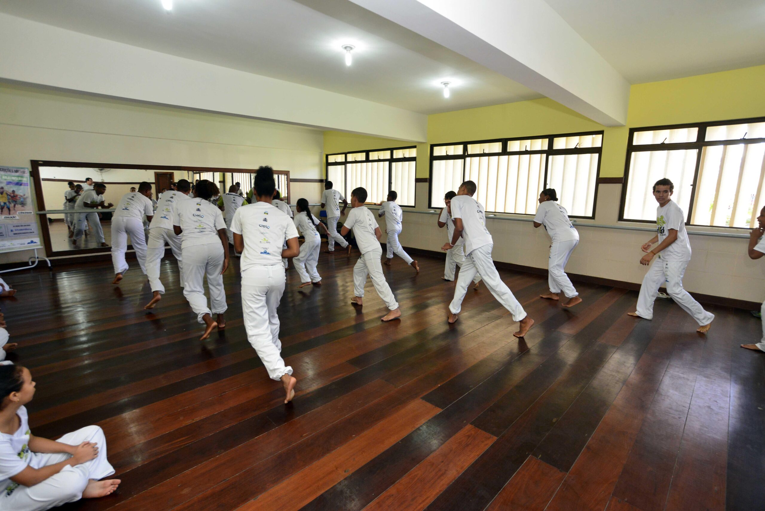 FGM prorroga inscrições do edital Capoeira Viva nas Escolas