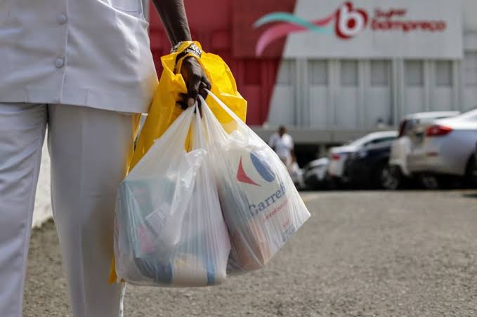 Alerta em Salvador: CODECON começa blitz de fiscalização de sacolas recicláveis após nova lei!