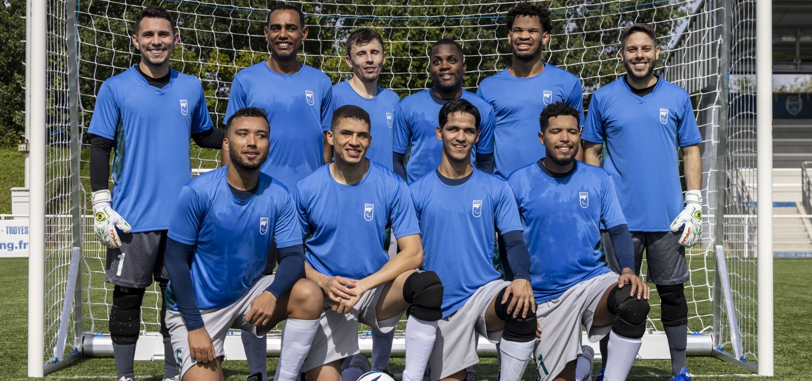 Primeiros atletas brasileiros chegam à Vila Paralímpica em Paris a uma semana dos Jogos