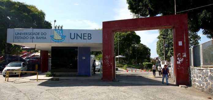 Inscrições para o Vestibular Uneb 2025 encerram nesta segunda-feira (7)