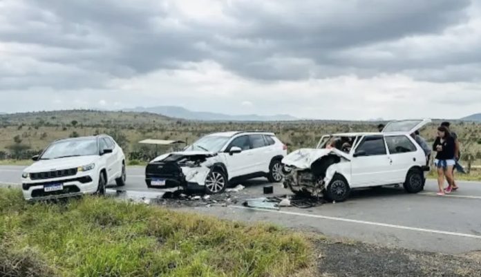 Idoso morre em batida entre veículos no Recôncavo da Bahia