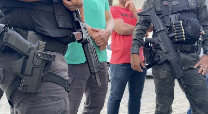 Policiais Penais realizam operação e cumprem mandado de prisão de foragido na RMS