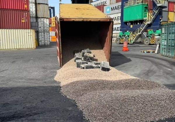 Operação apreende quase uma tonelada de cocaína no porto de Salvador
