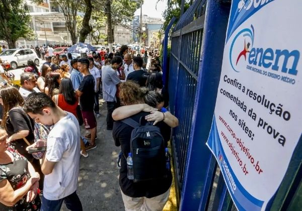 Índice de abstenção no primeiro dia do Enem cai para 26,6%