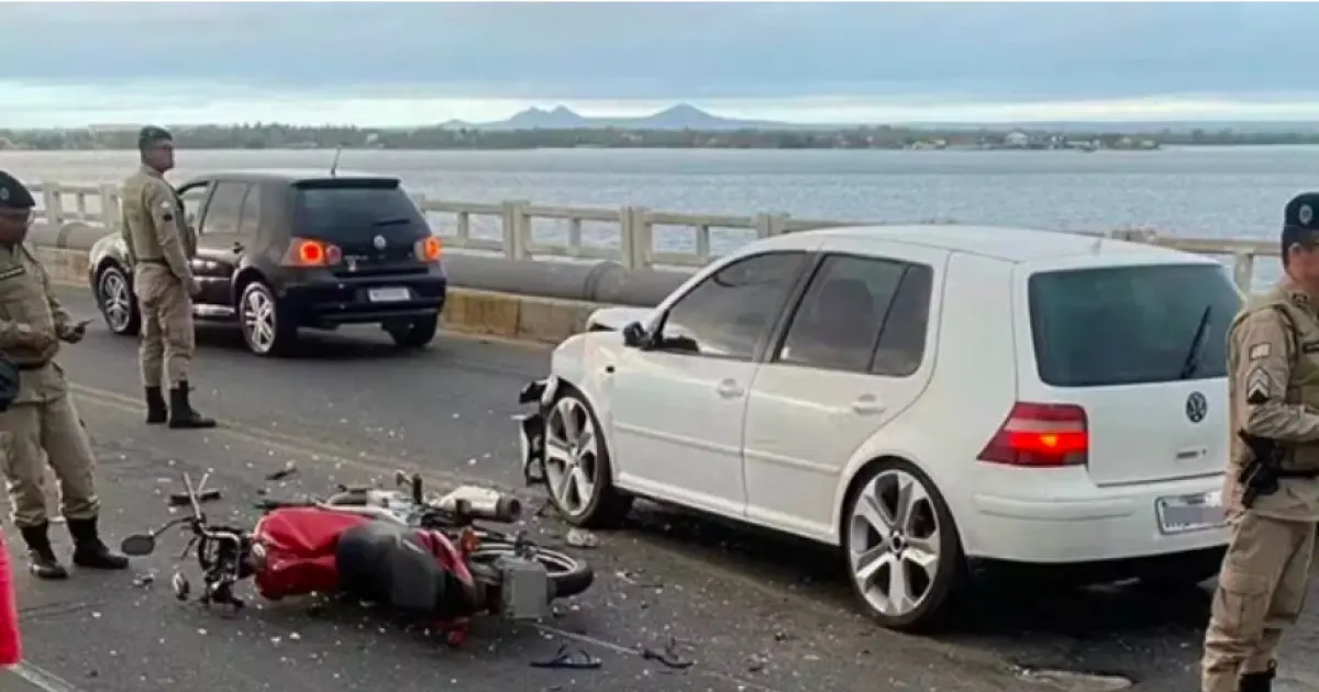Motociclista perde a vida e carona fica ferido em colisão com carro em Paulo Afonso