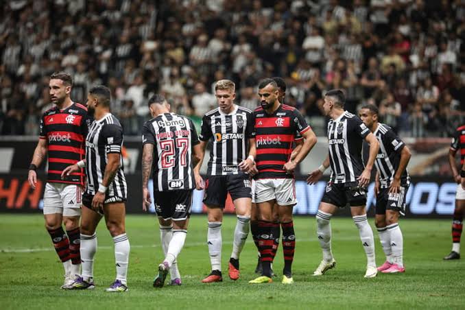 Flamengo vence Atlético-MG por 3 a 1 no Maracanã e abre vantagem na final da Copa do Brasil