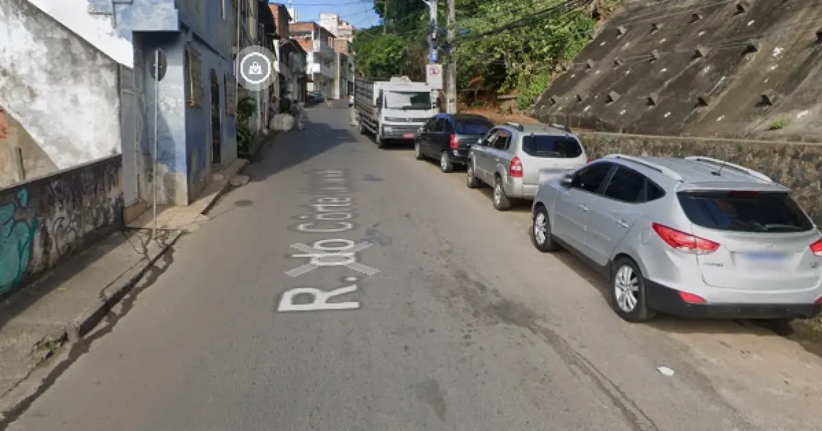 Ataque a tiros deixa um morto e outro ferido no Alto de Ondina, Salvador