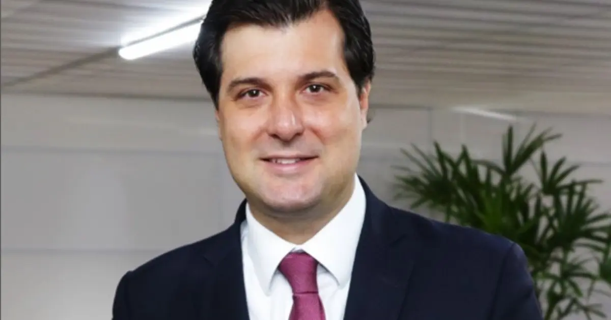 Procurador-geral Pedro Maia recebe a mais alta honraria da AL-BA