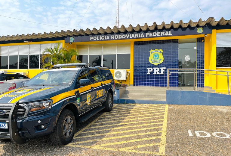PRF convoca 473 excedentes do concurso de 2021 para reforçar segurança nas rodovias