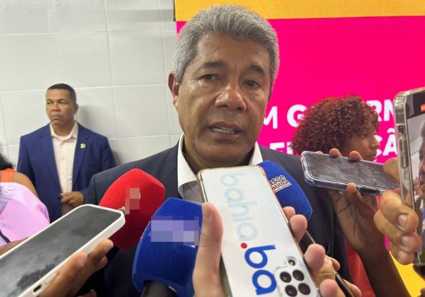 Jerônimo desconversa sobre impacto do aumento do ICMS no preço dos combustíveis de ônibus