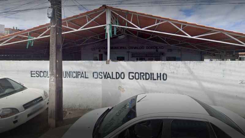 Escola municipal em Salvador é alvo de furto e tem aulas suspensas