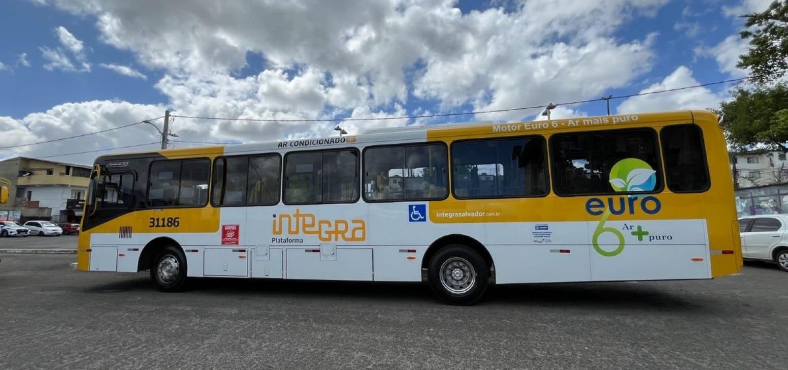 Obra da Embasa altera itinerários de ônibus em Paripe por uma semana