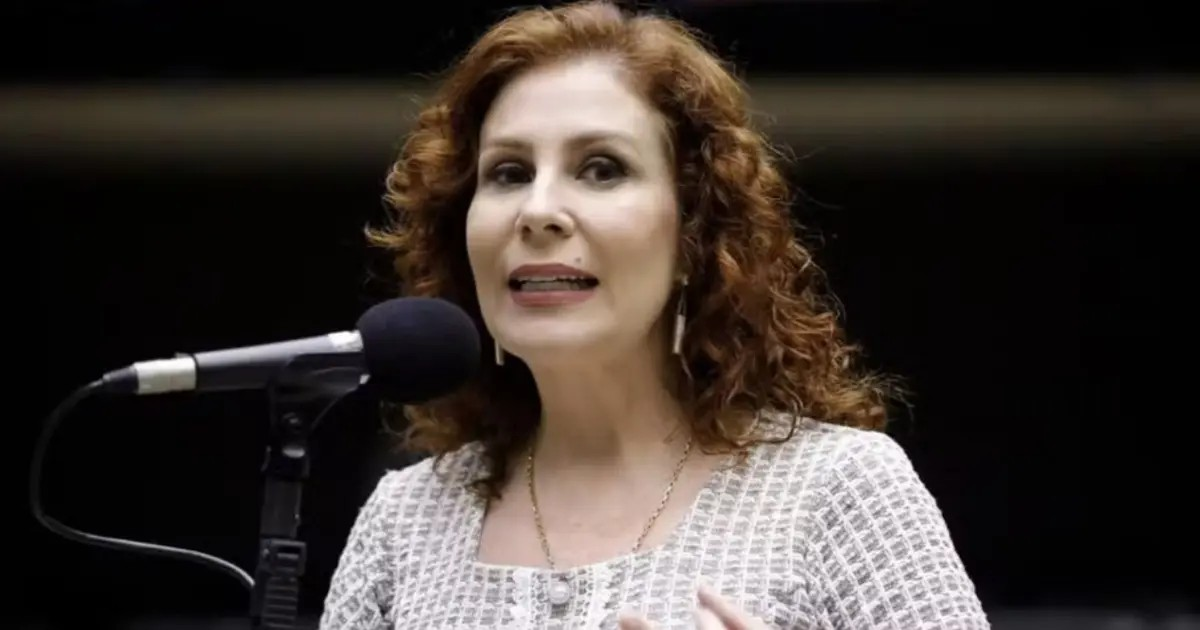 STF já tem maioria para condenar Carla Zambelli a mais de 5 anos de prisão