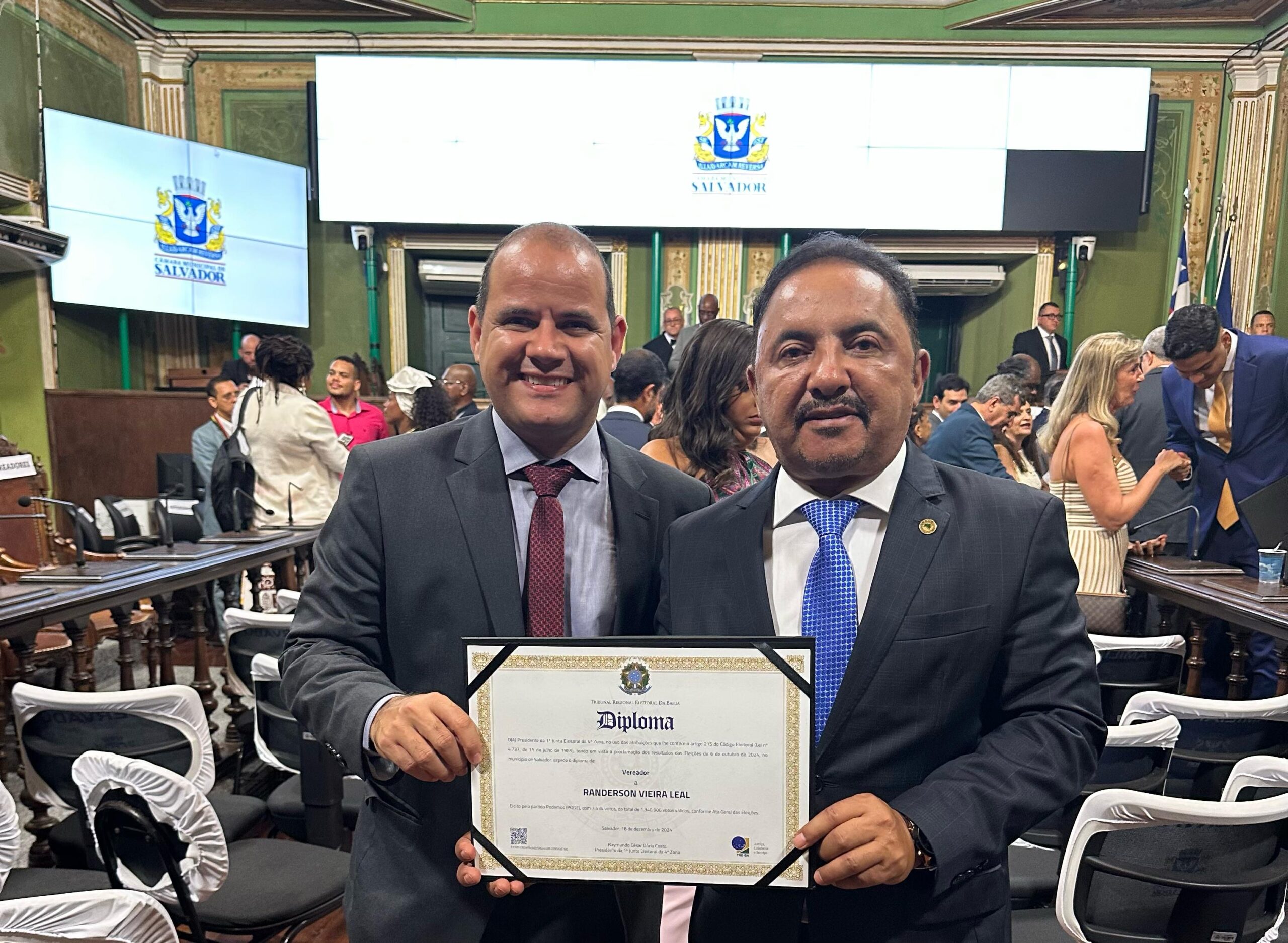 Deputado Roberto Carlos receberá Título de Cidadão de Salvador nesta terça-feira (15), em Sessão Solene na Câmara Municipal