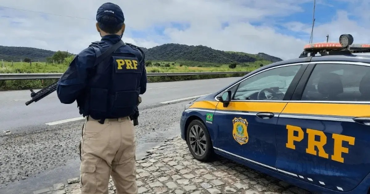 PRF prende homem que ofereceu R$ 100 para não ser multado na BR-101