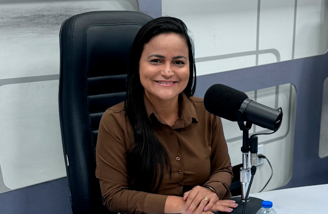 Débora Regis tem 61% de aprovação nos primeiros 100 dias em Lauro de Freitas