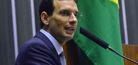 Presidente da Comissão trabalho, Deputado Leo Prates , cria grupo para debater setor portuário; primeira audiência será dia 28