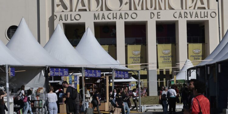 Ruth Rocha e André Gravatá são os nomes de destaque na Feira do Livro de São Paulo
