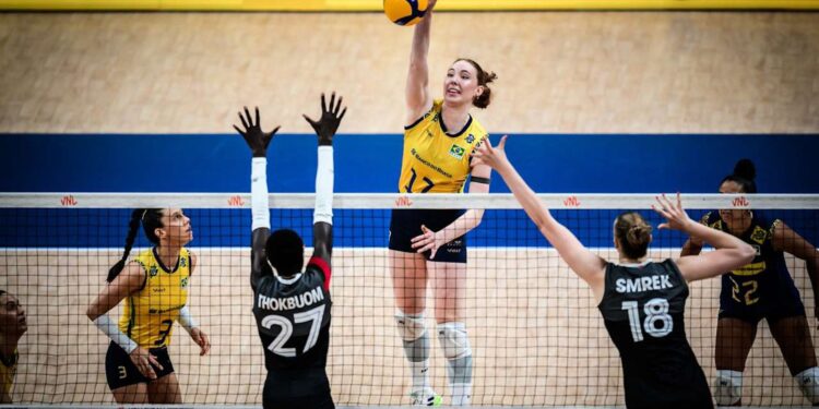 Equipe brasileira supera o Canadá com muita luta na Liga das Nações de vôlei