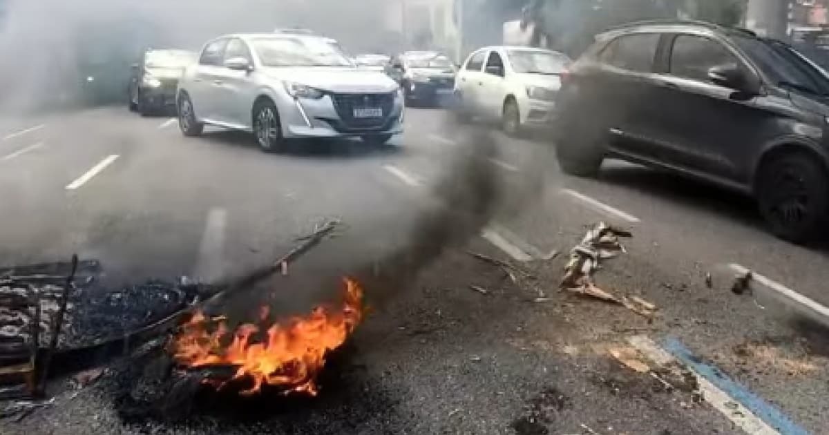 Protesto na Bonocô deixa trânsito lento em Salvador