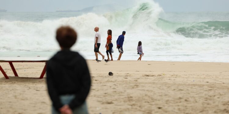 Rio registrará queda de temperatura, ventos fortes e ondas agitadas