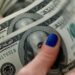 Cotação do dólar contra o real atinge o menor valor em 5 meses