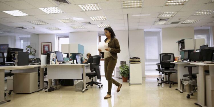 Venezuelanas enfrentam desafios para se integrarem social e economicamente no Brasil