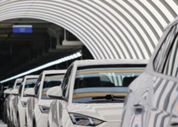 Fábrica da BYD em Camaçari recebe licença ambiental do Inema para operar por cinco anos