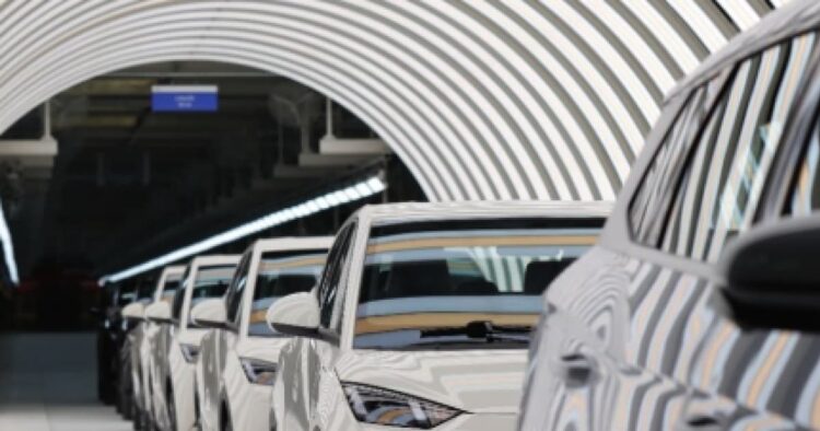 Fábrica da BYD em Camaçari recebe licença ambiental do Inema para operar por cinco anos