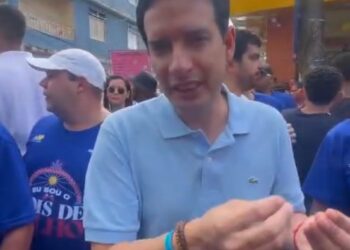 Leo Prates é destaque no cortejo do 2 de Julho e defende valorização da tradição baiana