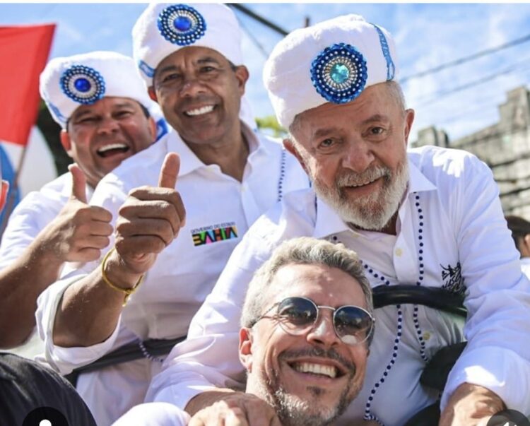 Lula participa do 2 de Julho em Salvador, propõe feriado nacional, mas evita contato com o povo