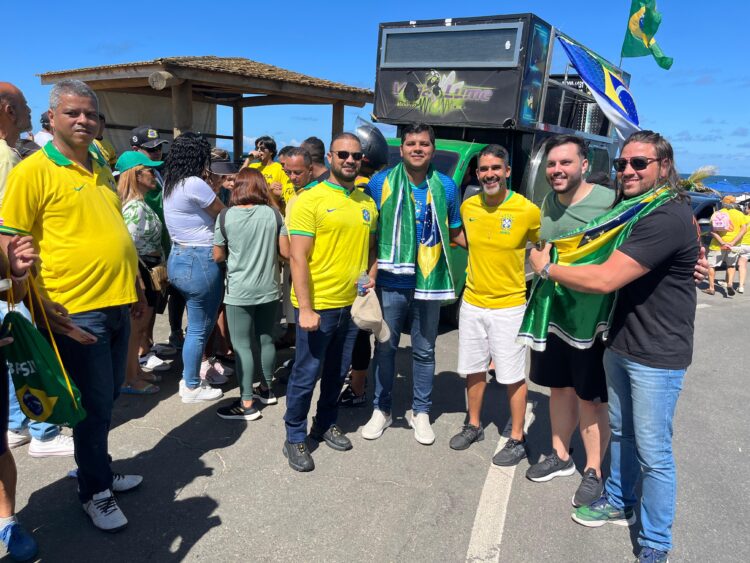 Capitão Alden participa de buzinaço em Salvador, critica Lula e denuncia “perseguição” a Bolsonaro