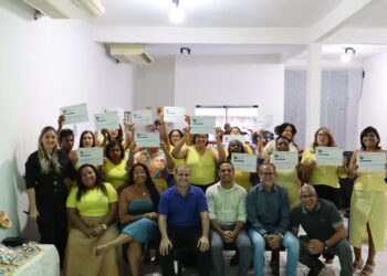 Randerson Leal apoia ação que une fé e qualificação no bairro do Doron