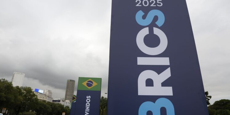 Líderes da China e da Rússia faltam à reunião de cúpula do BRICS