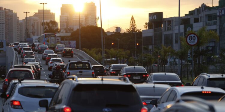 O tráfego urbano no Rio de Janeiro passará por mudanças significativas, particularmente no Centro e na Zona Sul, em decorrência da reunião da Cúpula do Brics