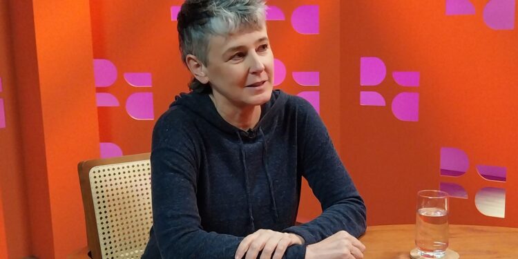 Milly Lacombe diz que machismo persistirá no futebol por mais tempo.