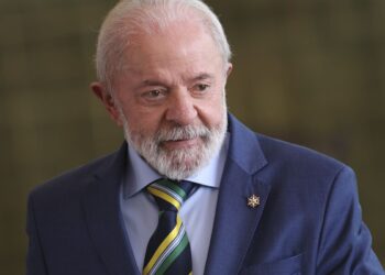 Lula anuncia retaliação equivalente às tarifas americanas