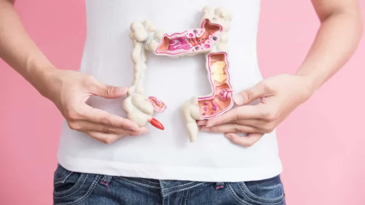 Câncer no intestino é a segunda doença mais letal globalmente, segundo médico.