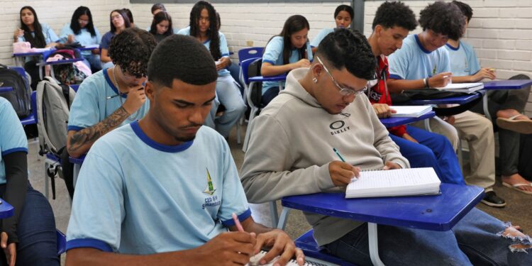 Pé-de-Meia: Parcelas extras para quem nasceu em maio e junho