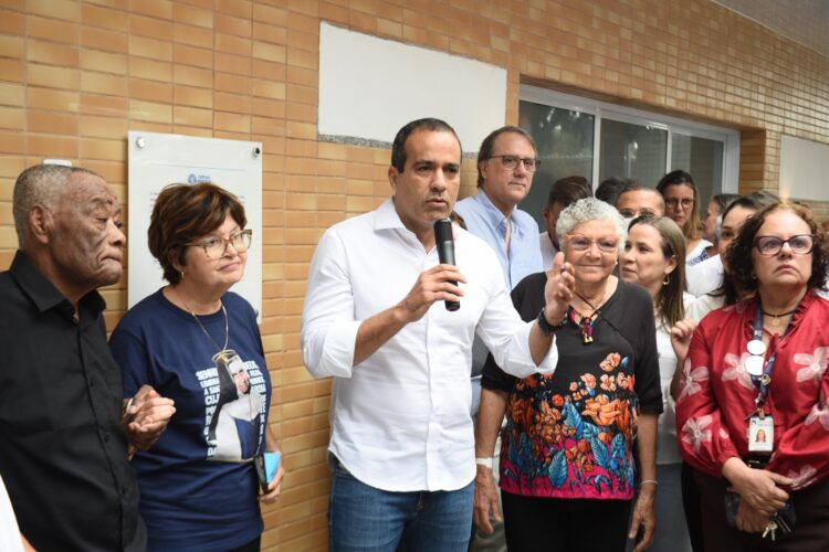 Festa de Santa Dulce é aberta com anúncio de novo memorial e entrega de praça requalificada no Hospital Santo Antônio