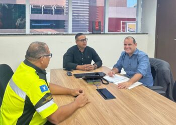 Randerson Leal e superintendente Diego Brito reforçam diálogo por mais segurança no trânsito de Salvador
