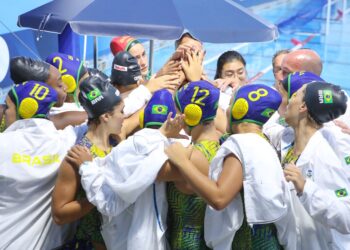 Brasil atropela México por 28 a 3 na Arena Aquática e avança aos playoffs do Mundial Sub-20 Feminino de Polo Aquático