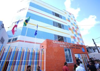 Com investimento de R$ 10 milhões, Prefeitura inaugura escola em Paripe com 300 vagas em tempo integral
