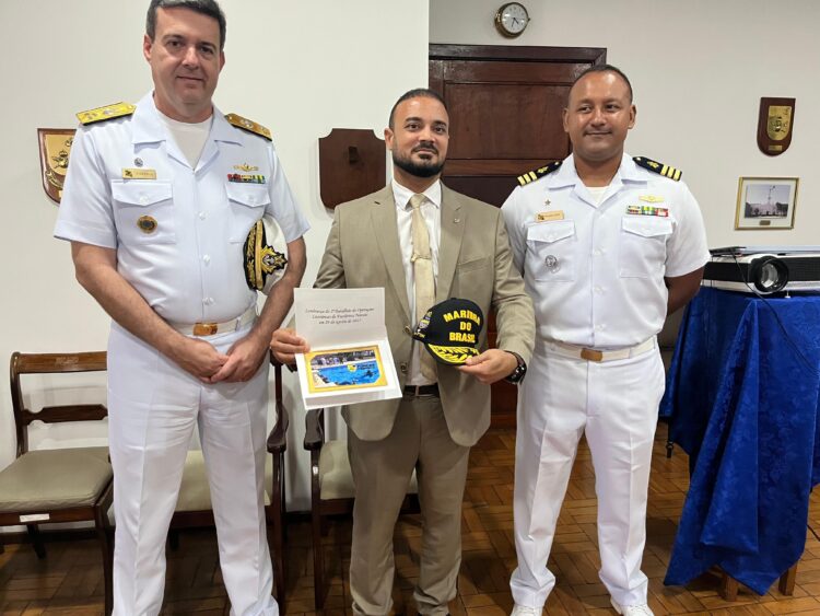 Fuzileiros Navais: Capitão Alden realiza visita nesta sexta-feira