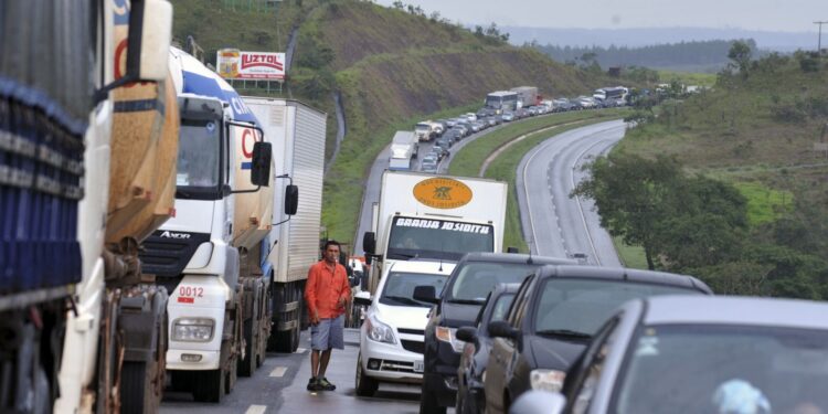 Radares em rodovias: Justiça federal determina reativação