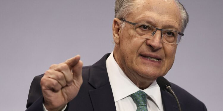 Alckmin minimiza impacto de tarifas em exportadores