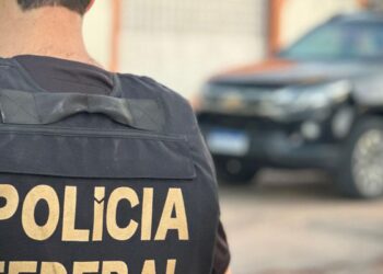 PF mira em funcionários e ex-funcionários da Caixa