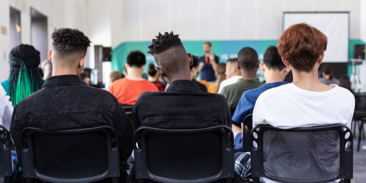 Pé-de-Meia: Data do 6º pagamento para nascidos em julho e agosto é confirmada
