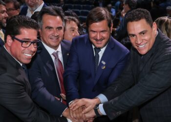 União Brasil determina saída antecipada do governo e fixa prazo de 24 horas para exoneração